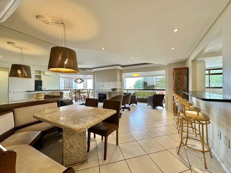 APARTAMENTO À VENDA COM VISTA PARA O MAR E PRAÇA .: 17ª foto da galeria de imagens do imóvel
