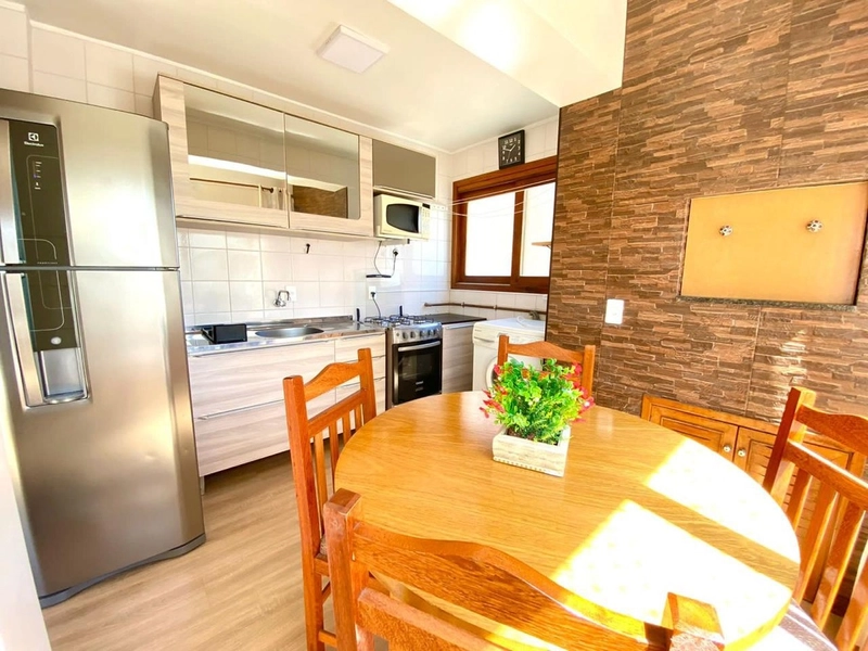 Belo Apartamento à Venda - A Apenas 1 Quadra do Mar!: 1ª foto da galeria de imagens do imóvel