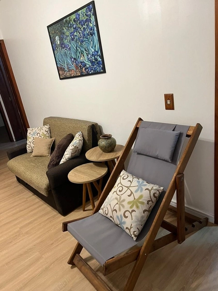 Belo Apartamento à Venda - A Apenas 1 Quadra do Mar!: 3ª foto da galeria de imagens do imóvel