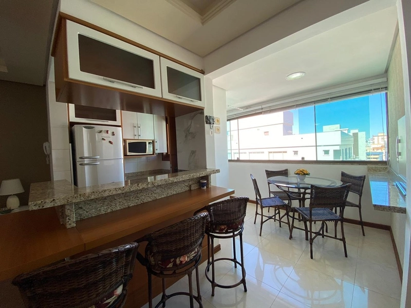 APARTAMENTO COM VISTA DEFINIDA NA AV. RÚDA: 1ª foto da galeria de imagens do imóvel