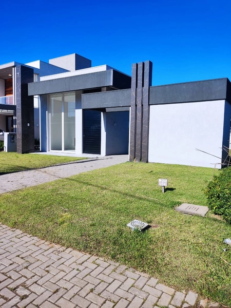 Linda Casa no Condomínio Dubai: 4ª foto da galeria de imagens do imóvel
