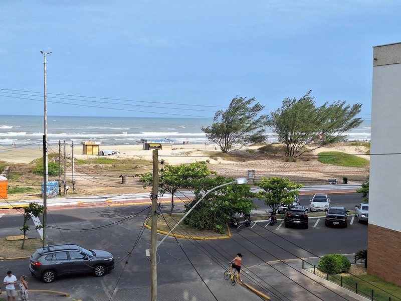 ESPETACULAR APTO !! VISTA MAR , BAIRRO NOBRE DE CAPÃO: 9ª foto da galeria de imagens do imóvel