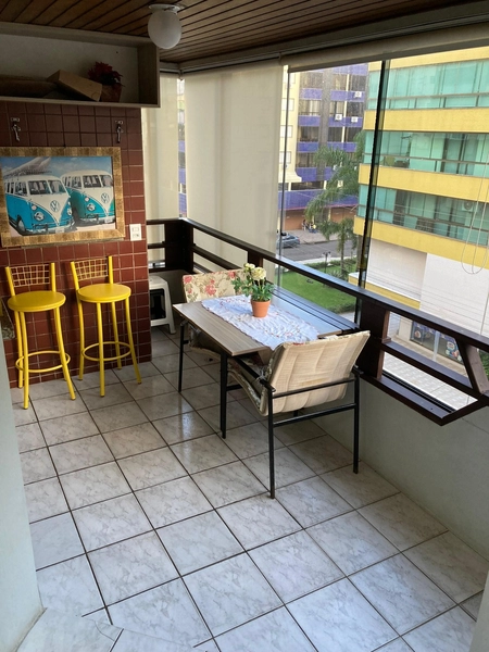 APARTAMENTO EM AVENIDA, PRÓXIMO AO MAR E À PRAÇA FLÁVIO BOIANOVSKI: 5ª foto da galeria de imagens do imóvel