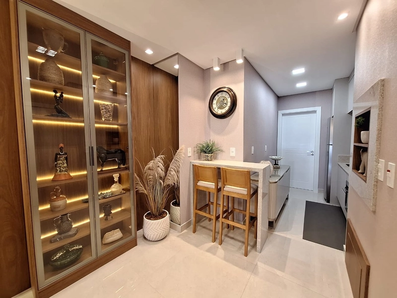 PRÊDIO LUXUOSO !! APTO FINAMENTE MOBILIADO: 2ª foto da galeria de imagens do imóvel