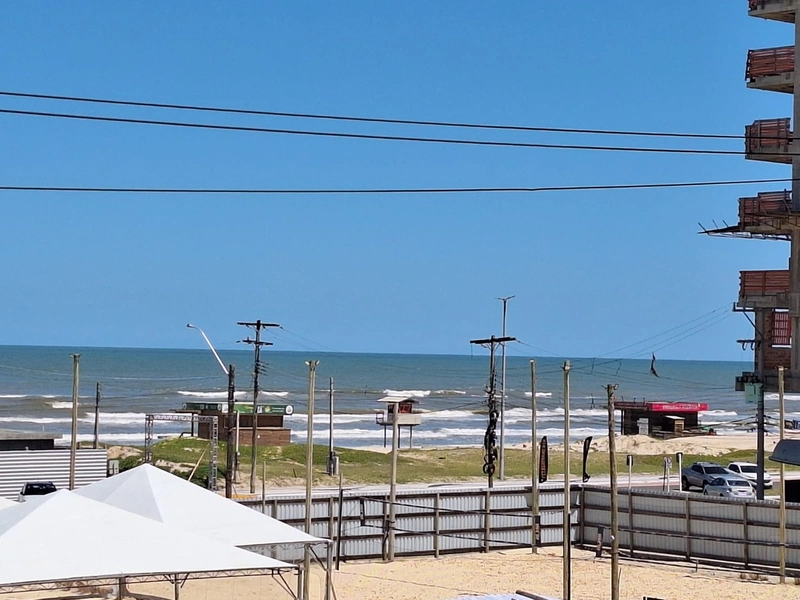 Apartamento vista mar, pé na areia: 13ª foto da galeria de imagens do imóvel