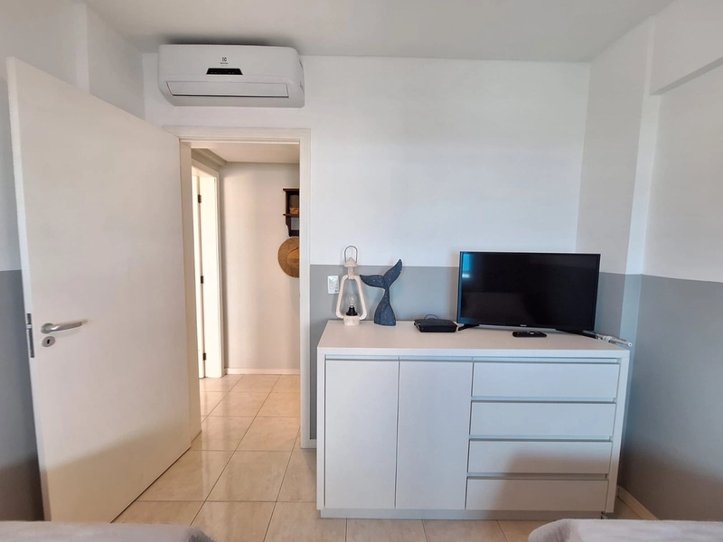 VISTA ESPETACULAR !! APTO SACADÃO FRENTE MAR  , NO CENTRO DE CAPÃO: 27ª foto da galeria de imagens do imóvel