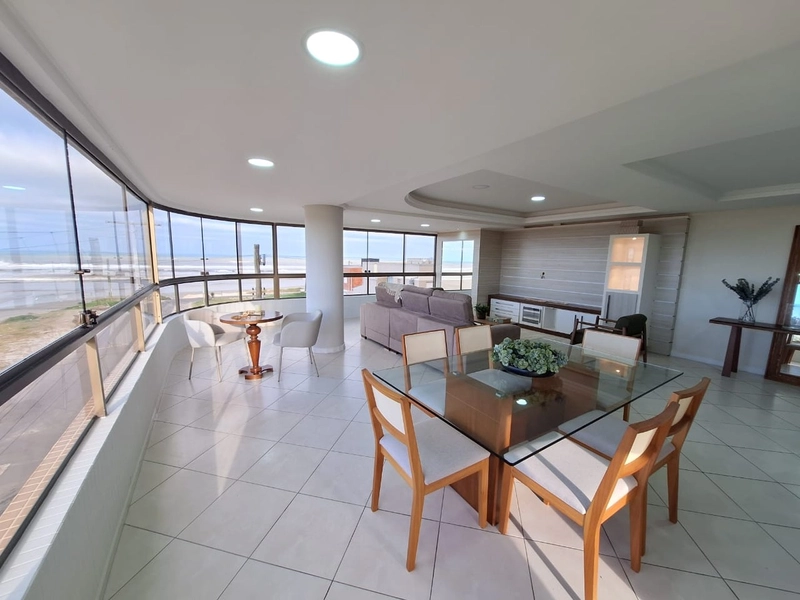 BEIRA MAR VISTA ESPETACULAR !! APTO DIFERENCIADO 210M² ÁREA: 34ª foto da galeria de imagens do imóvel