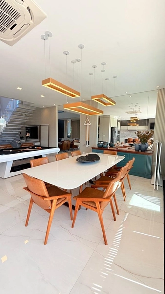 CONDOMÍNIO ALTO PADRÃO !! SOBRADO LUXUOSO BEIRA LAGO DECORADO: 7ª foto da galeria de imagens do imóvel