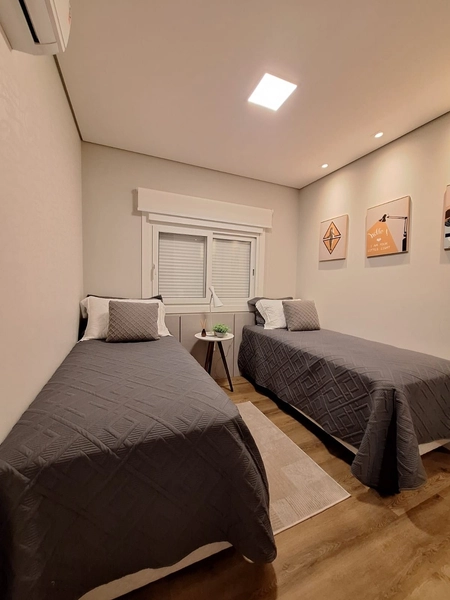 APTO LINDÍSSIMO DE 3 DORMITORIOS 12º ANDAR !! BAIRRO NAVEGANTES: 2ª foto da galeria de imagens do imóvel