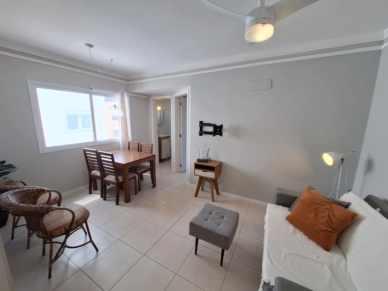 Apartamento poucos metros do mar