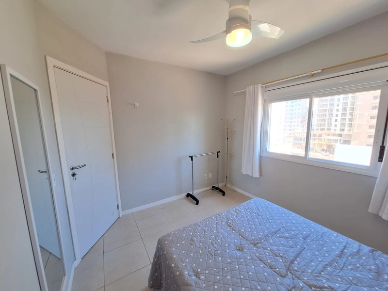 Apartamento poucos metros do mar: 9ª foto da galeria de imagens do imóvel