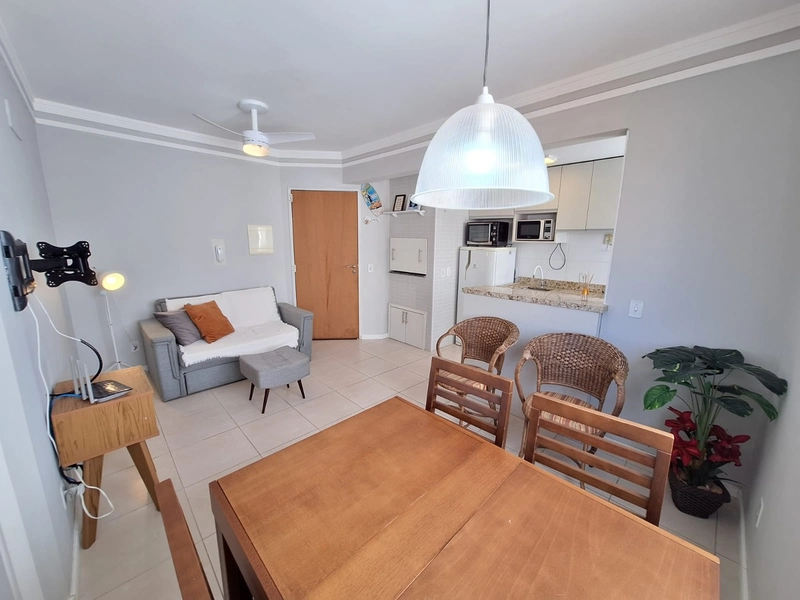 Apartamento poucos metros do mar: 2ª foto da galeria de imagens do imóvel