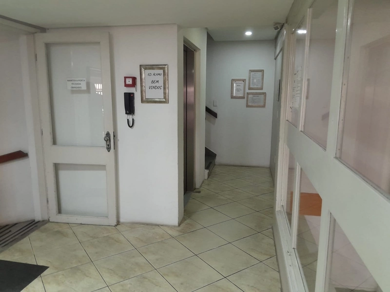 Apartamento 2 dormitórios com box: 10ª foto da galeria de imagens do imóvel