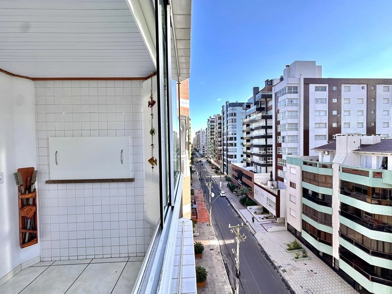 Apartamento de frente ao lado da Praça Luiz Bassani: 4ª foto da galeria de imagens do imóvel