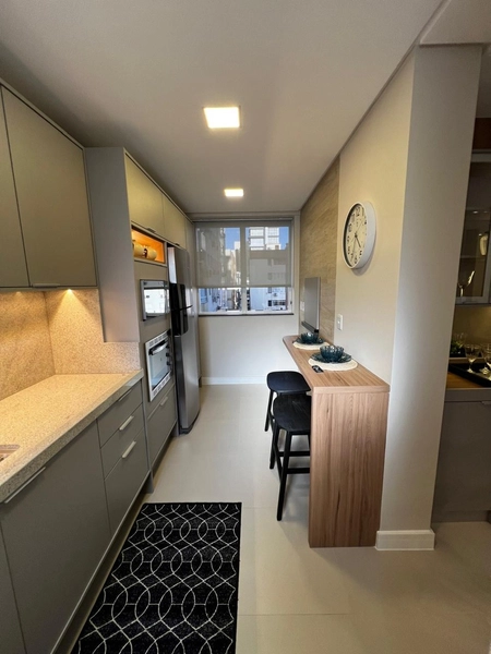 Apartamento ao lado de Praça e pouco metros do mar: 13ª foto da galeria de imagens do imóvel