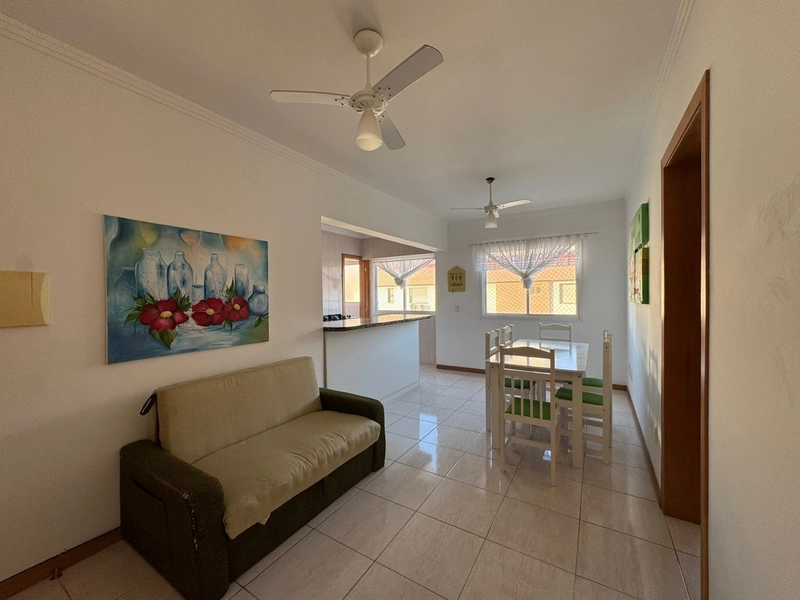 Apartamento no centro ao lado praça da igreja