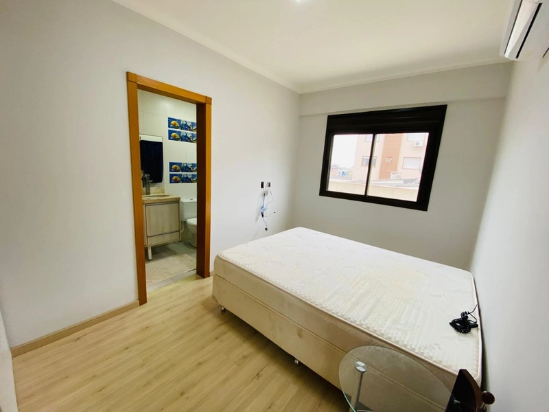 Apartamento no centro da cidade: 13ª foto da galeria de imagens do imóvel