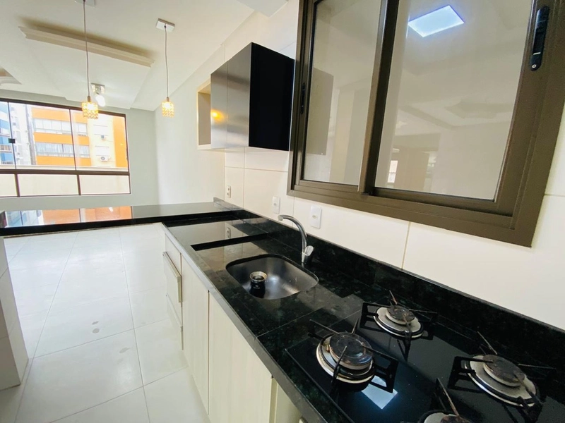 Apartamento no centro da cidade: 10ª foto da galeria de imagens do imóvel