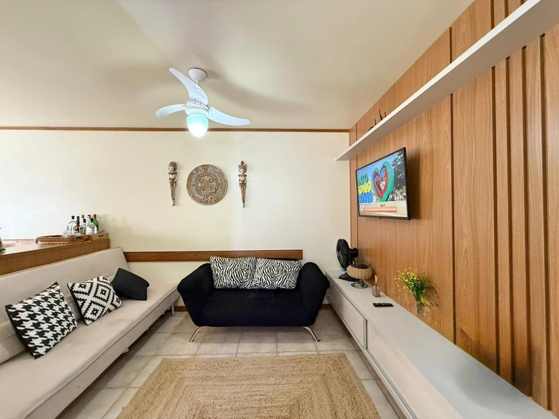 Apartamento de frente junto a Avenida Central: 3ª foto da galeria de imagens do imóvel