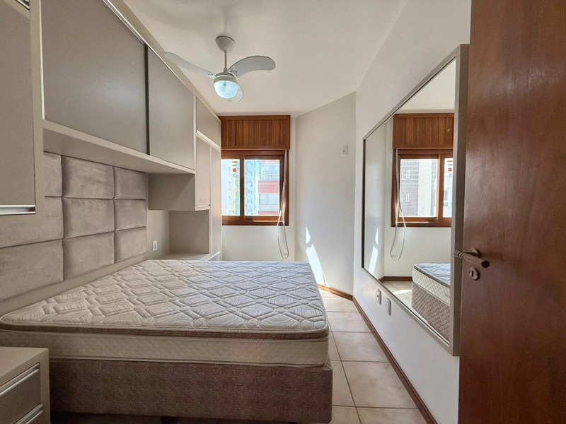 Apartamento de frente junto a Avenida Central: 12ª foto da galeria de imagens do imóvel