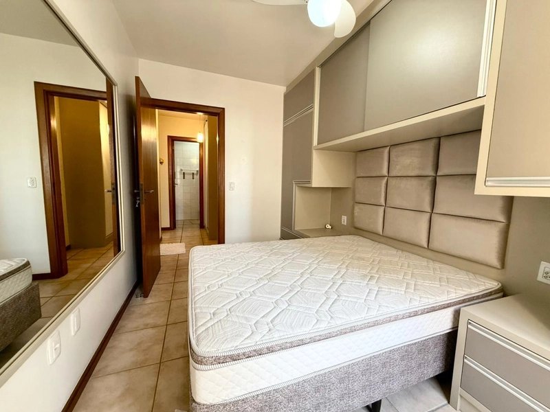 Apartamento de frente junto a Avenida Central: 13ª foto da galeria de imagens do imóvel