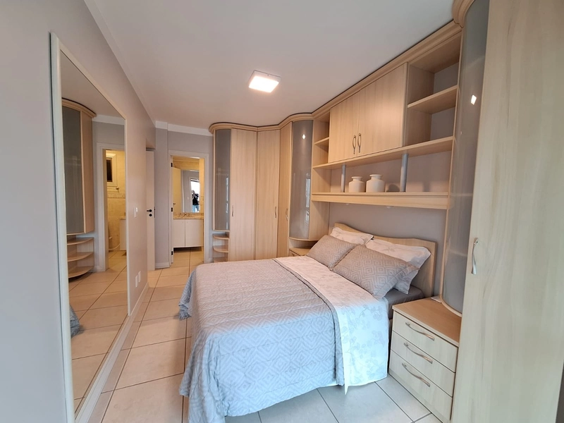 2 SACADAS DE FRENTE !!! VISTA MAR E PRAÇA DO FAROL: 7ª foto da galeria de imagens do imóvel