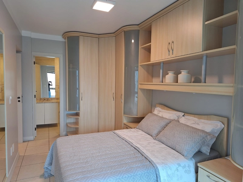 2 SACADAS DE FRENTE !!! VISTA MAR E PRAÇA DO FAROL: 4ª foto da galeria de imagens do imóvel