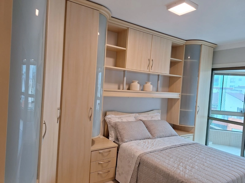 2 SACADAS DE FRENTE !!! VISTA MAR E PRAÇA DO FAROL: 5ª foto da galeria de imagens do imóvel