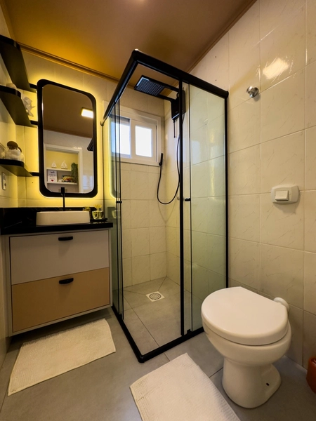 Apartamento finamente mobiliado e decorado ao lado de Praça: 25ª foto da galeria de imagens do imóvel