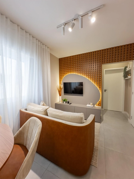 Apartamento finamente mobiliado e decorado ao lado de Praça: 17ª foto da galeria de imagens do imóvel