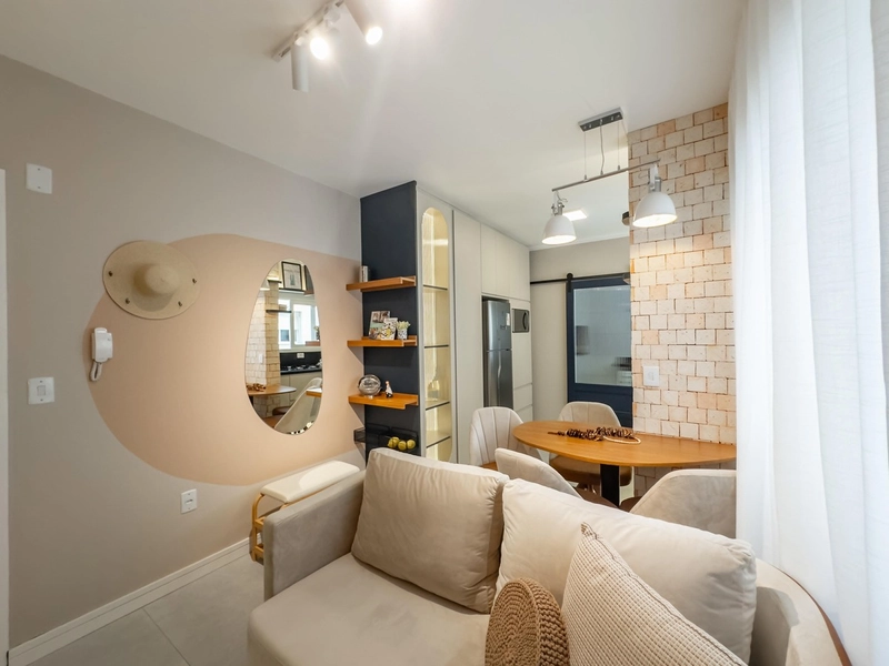 Apartamento finamente mobiliado e decorado ao lado de Praça: 4ª foto da galeria de imagens do imóvel