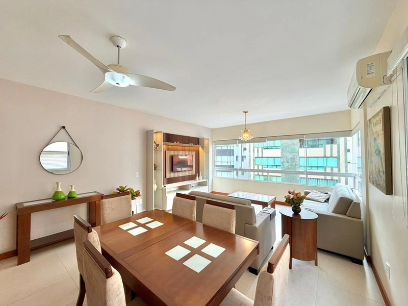 Excelente apartamento com vista liberada