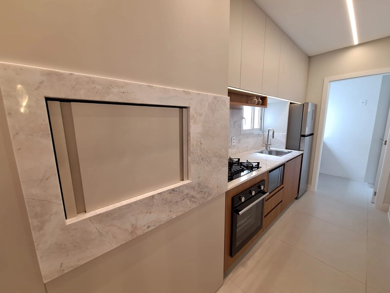 LINDÍSSIMO APTO !! NOVO DECORADO JUNTO A PRAÇA FLAVIO BOIANOVISKI: 5ª foto da galeria de imagens do imóvel