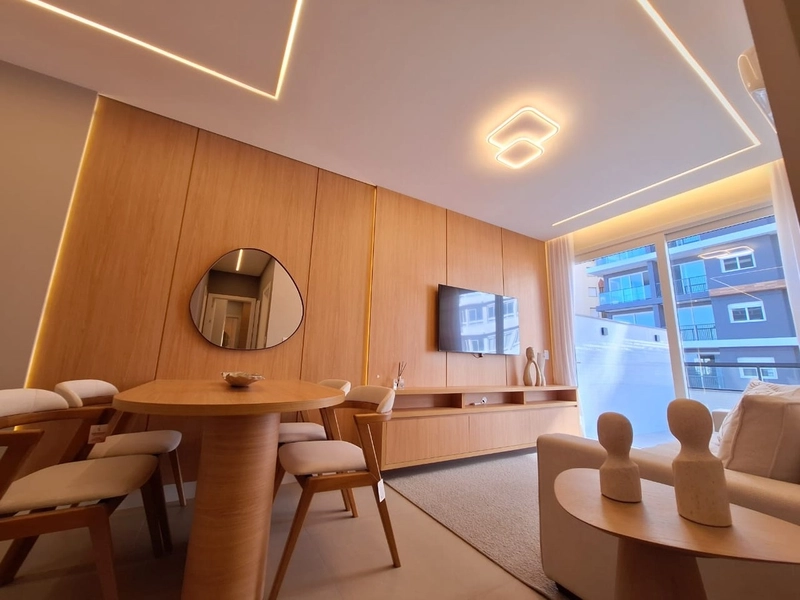 APTO DECORADO COM GARDEN DE FRENTE !! JUNTO A PRAÇA BOIANOVISKI