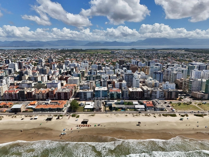 APARTAMENTO MOBILIADO COM TRÊS DORMITÓRIOS NA ZONA NOVA: 23ª foto da galeria de imagens do imóvel