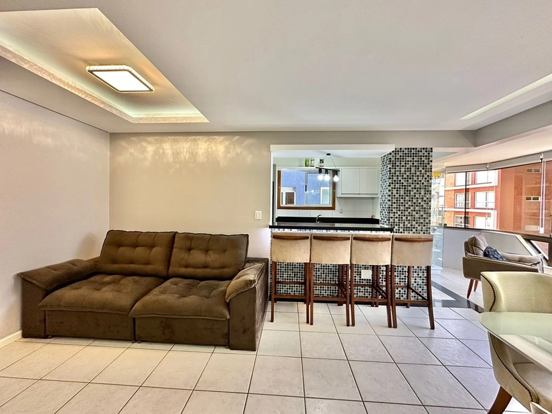 APARTAMENTO MOBILIADO COM TRÊS DORMITÓRIOS NA ZONA NOVA: 19ª foto da galeria de imagens do imóvel