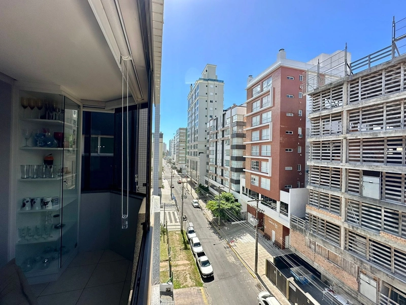 APARTAMENTO MOBILIADO COM TRÊS DORMITÓRIOS NA ZONA NOVA: 9ª foto da galeria de imagens do imóvel
