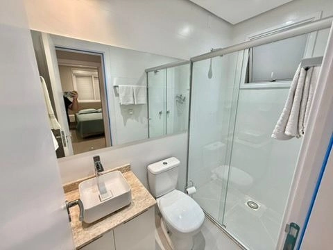 VISTA PARA A PRAÇA TIARAJU: 17ª foto da galeria de imagens do imóvel