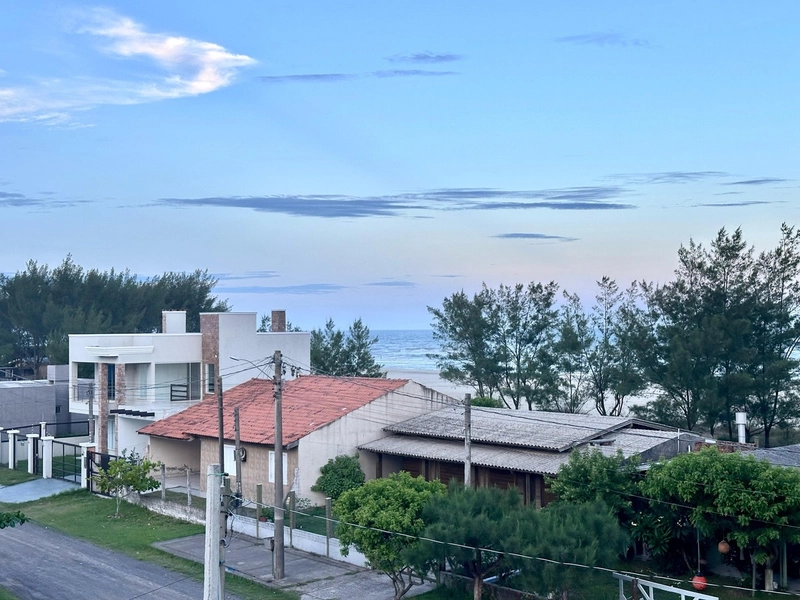 CASA BEIRA-MAR NOVA COM TERRAÇO E VISTA PARA O MAR: 39ª foto da galeria de imagens do imóvel