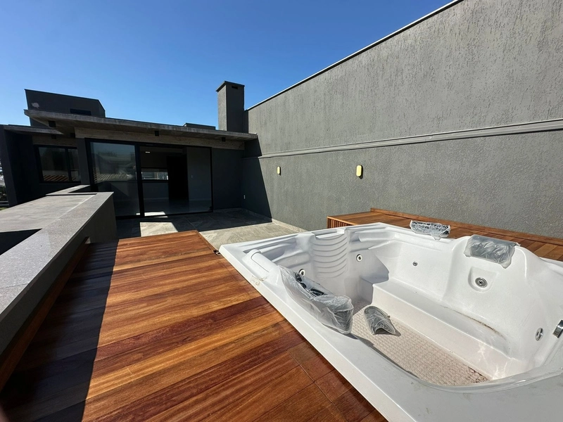 CASA BEIRA-MAR NOVA COM TERRAÇO E VISTA PARA O MAR: 43ª foto da galeria de imagens do imóvel