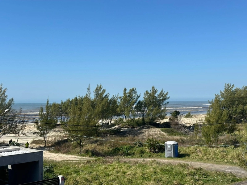 CASA BEIRA-MAR NOVA COM TERRAÇO E VISTA PARA O MAR: 41ª foto da galeria de imagens do imóvel
