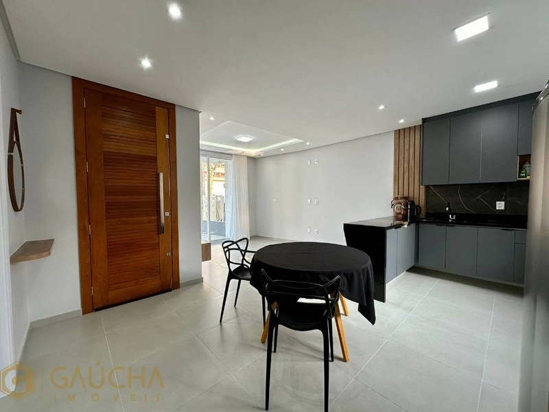 SOBRADO COM VISTA ETERNA PARA O MAR NO PONTO MAIS NOBRE DO ARAÇÁ: 8ª foto da galeria de imagens do imóvel