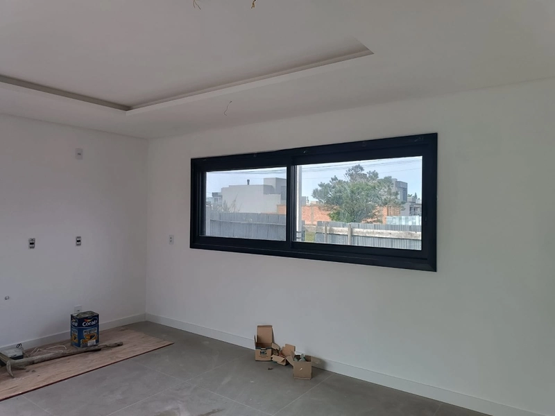 CASA NOVA DE PADRÃO MODERNO COM PISCINA EM LOCALIZAÇÃO NOBRE DO ARAÇÁ: 19ª foto da galeria de imagens do imóvel