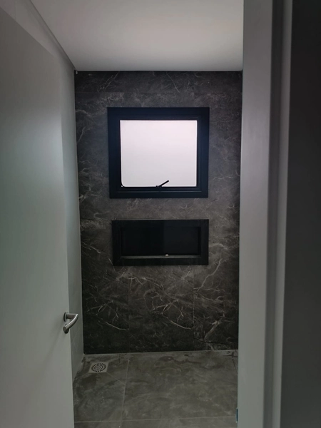 CASA NOVA DE PADRÃO MODERNO COM PISCINA EM LOCALIZAÇÃO NOBRE DO ARAÇÁ: 14ª foto da galeria de imagens do imóvel