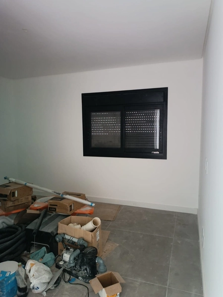 CASA NOVA DE PADRÃO MODERNO COM PISCINA EM LOCALIZAÇÃO NOBRE DO ARAÇÁ: 8ª foto da galeria de imagens do imóvel