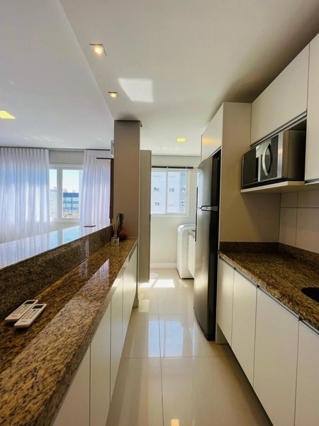 APARTAMENTO DECORADO PRONTO PARA VERANEAR NO NAVEGANTES: 3ª foto da galeria de imagens do imóvel