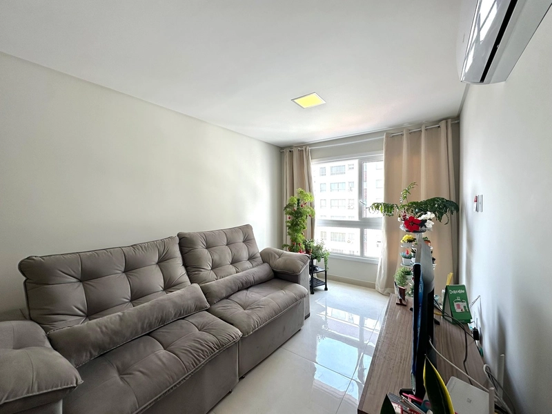 POSIÇÃO SOLAR TOTAL NORTE | VISTA DEFINIDA | LIVING INTEGRADO