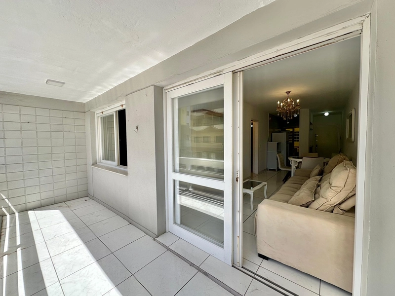 Apartamento de frente no centro da cidade: 5ª foto da galeria de imagens do imóvel