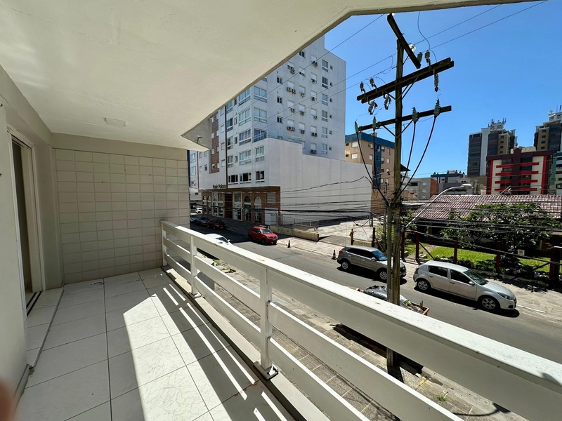 Apartamento de frente no centro da cidade: 1ª foto da galeria de imagens do imóvel