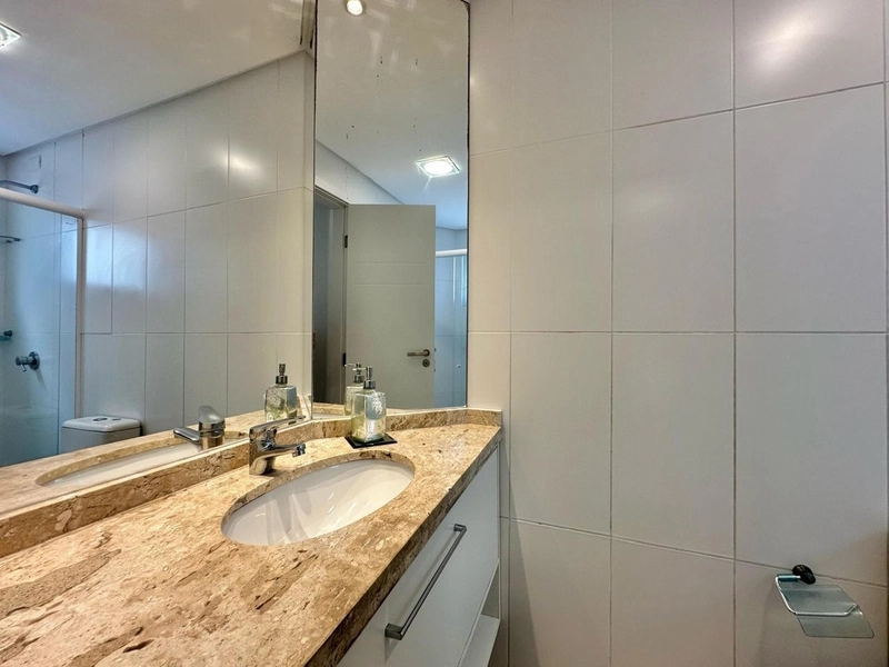 Apartamento com vista liberada no centro da cidade: 3ª foto da galeria de imagens do imóvel